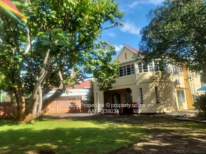 Executive doble storey commercial property for sale