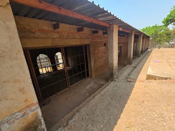 Farm & Agricultural Land