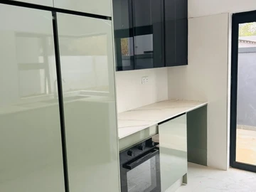 3 Bedroom Garden Flat
