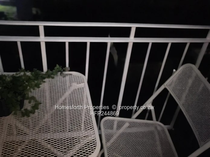 1 Bedroom flat For Sale Cnr Livingston & 8th