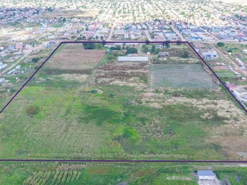 Farm & Agricultural Land