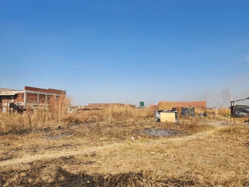 Commercial & Industrial Land