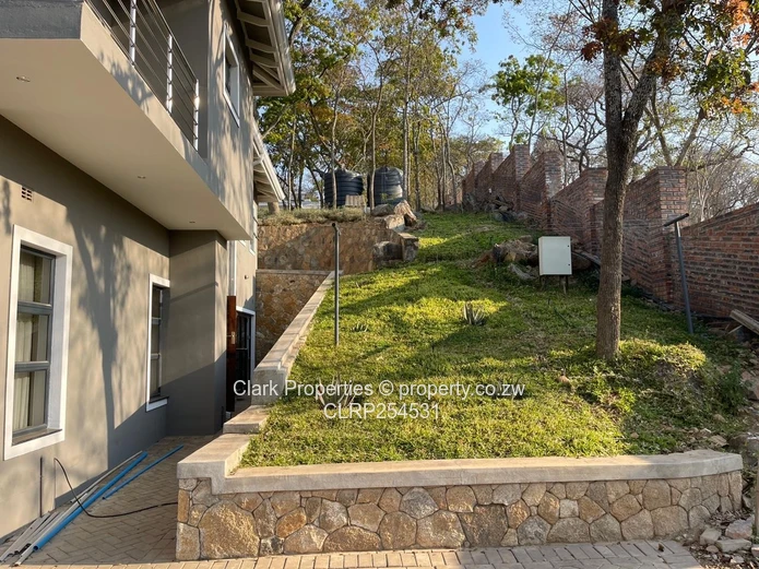 Newly Built Apartment in Greystone Park