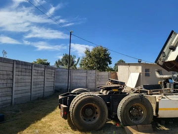 Commercial & Industrial Land