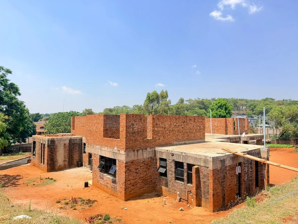 6 Bedroom House