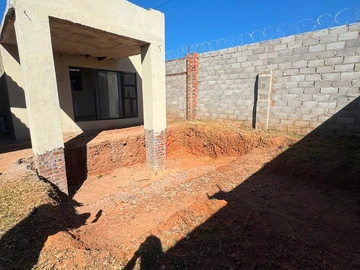 2 Unit Townhouse Complex