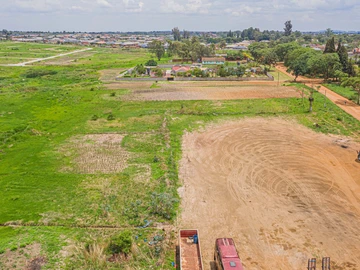 Commercial & Industrial Land