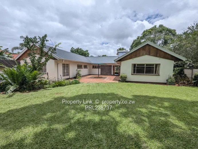 Prime Location - Main Road Frontage (Sole Mandate)