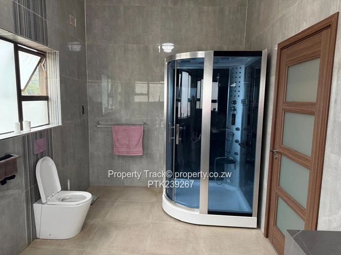 Elegant 5-Bedroom Double-Storey Residence in Prestigious Heritage School Environs