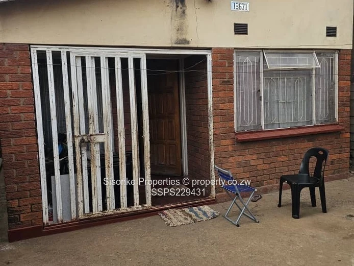 A family home up for sale in Kuwadzana Extension.