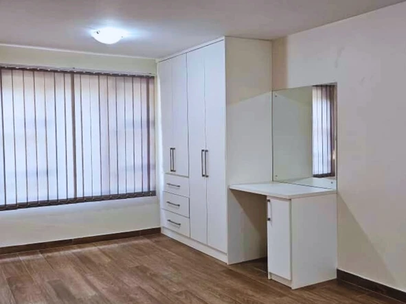 Flat & Apartment