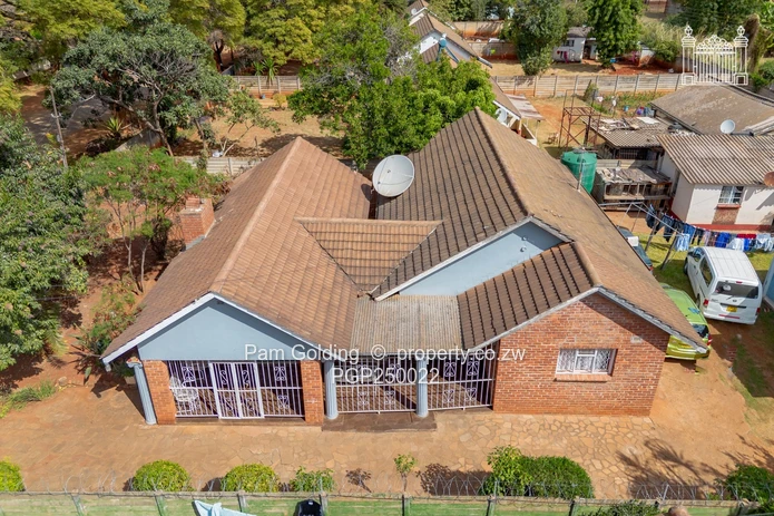Family Home with Rental Income Potential!