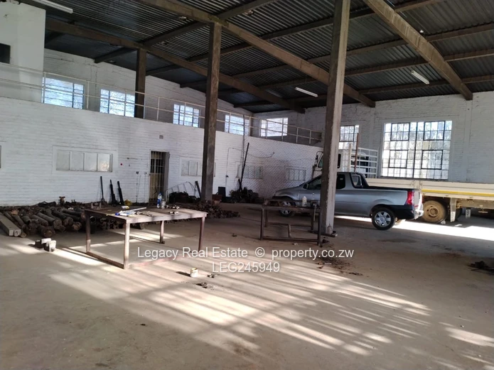 Gweru Central Commercial Property With Expansion Potential,High Clearance Industrial Property Deed.