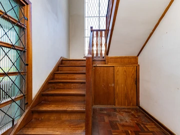 3 Bedroom Flat & Apartment