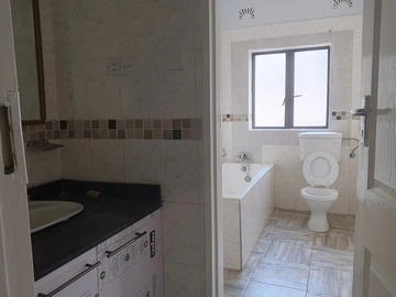 4 Bedroom Cottage