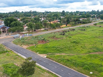 Commercial & Industrial Land