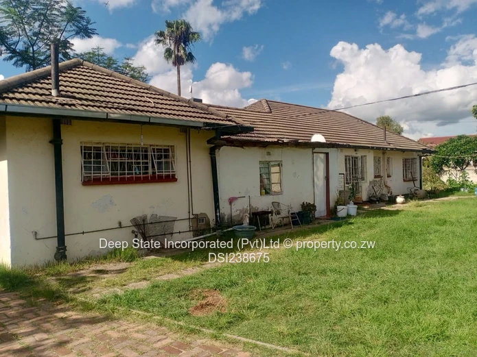 Hatefiled House for sale 