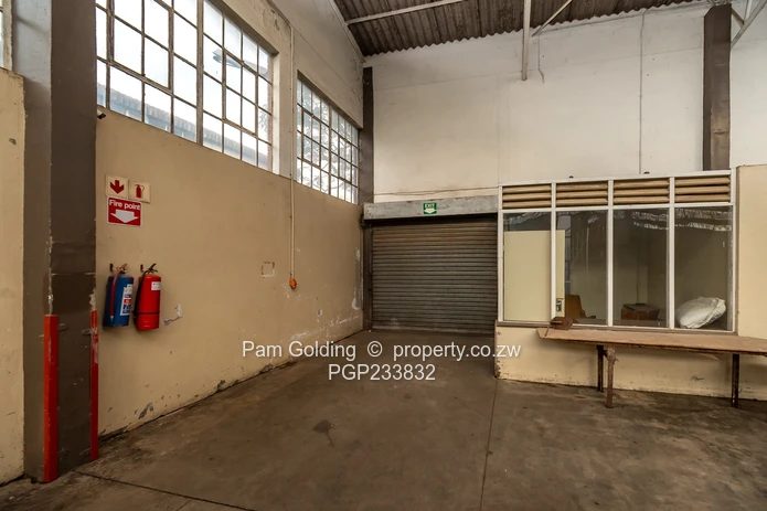 Warehouse for Rent in Msasa (Sole Mandate)