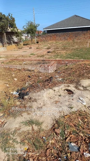 300m² Fully  Serviced Stand with box  Damofalls (Sole Mandate)