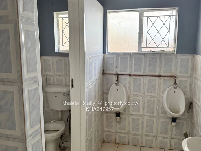 Eastlea commercial property for rent