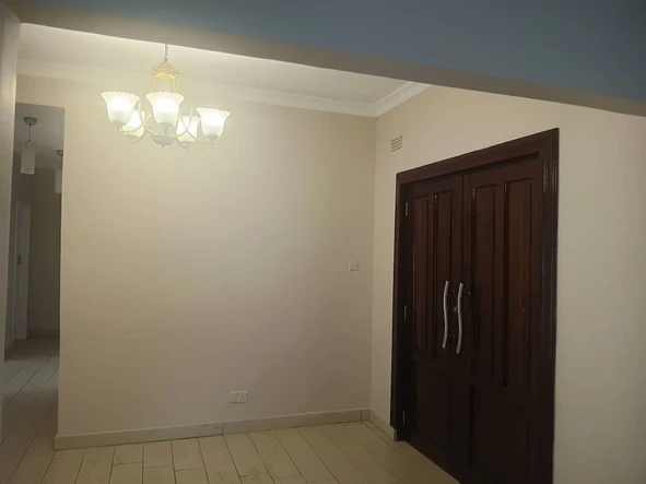 6 Bedroom House