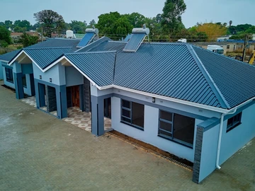 3 Bedroom Garden Flat