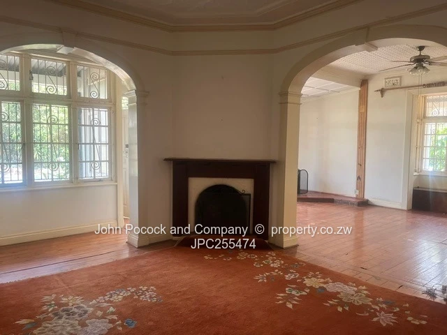Suburbs prime area NEW Listing (Sole Mandate)