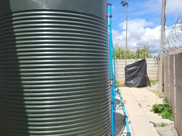 2 Bedroom Flat & Apartment