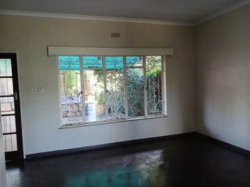 2 Bedroom Garden Flat