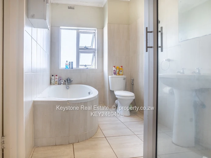 3 Bed Townhouse For Sale