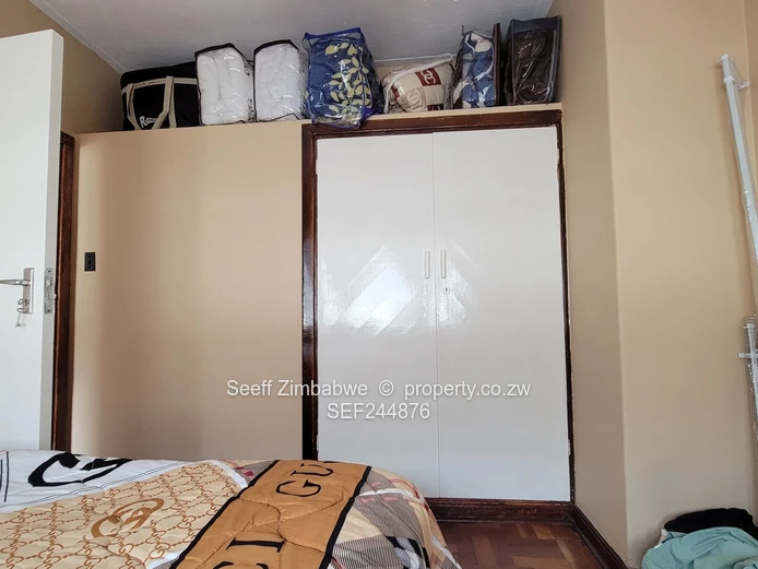 2-Bed Flat For Sale - The Avenues