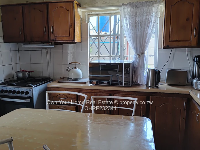 Glen norah house for sale 