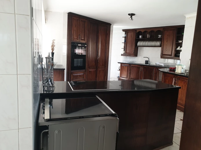 Helensvale house to rent 