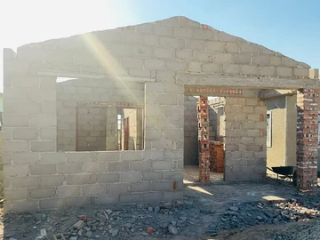 Affordable 2-Bedroom House in Growing Cowdray Park, Bulawayo!