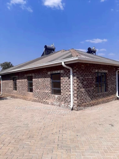 Flat for Sale in Old Marlborough (Sole Mandate)