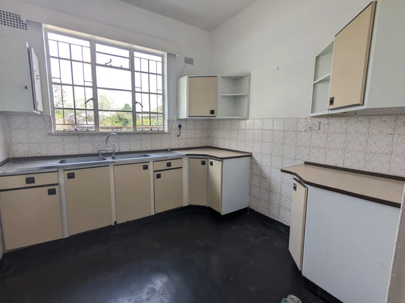 2 Bedroom Garden Flat