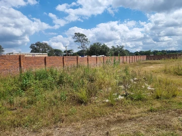 Commercial & Industrial Land