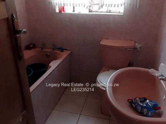 Secure Family Home for Sale in Zimre Park