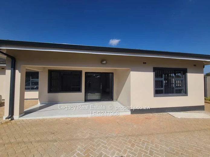 Prime Bluffhill Westgate Rental Opportunity,Stylish And Secure Home For Rent In Bluffhill