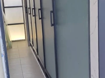 2 Bedroom Flat & Apartment