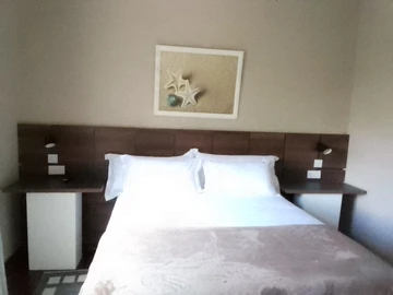 4 Bedroom Garden Flat