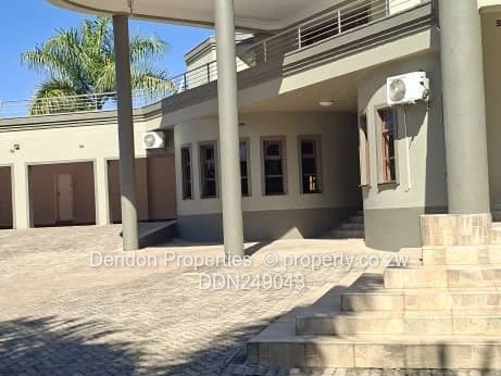 Shawasha Hills: 5-Bed Family Home with Pool & Borehole