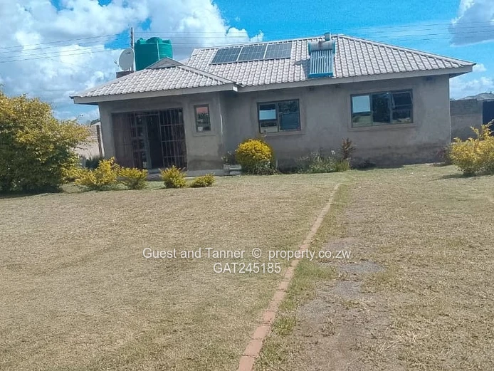 Neat cottage for sale in Sandton!