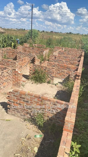 Incomplete house in Granary consisting of 10 rooms with 2 toilets 