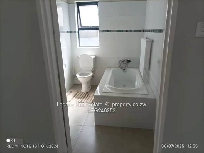 Live Smart In Hatfield – Modern Townhouse With Solar Power (Sole Mandate)