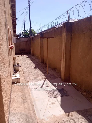 Zengeza 3 House for rent 