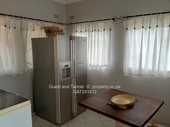 4-Bedroom House For Sale In Helensvale