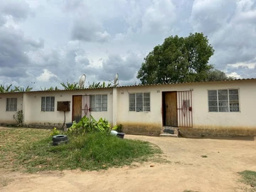 2 Bedroom Flat & Apartment