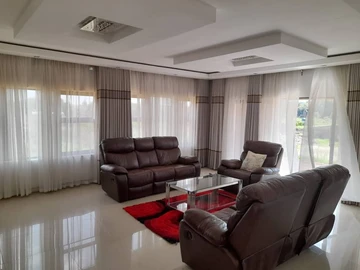 6 Bedroom Townhouse Complex