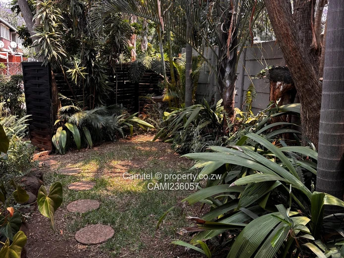 Duplex Avondale 2 bedroom garden flat